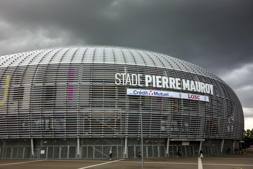 Kyriad Lille Est - Villeneuve D'Ascq Exterior photo