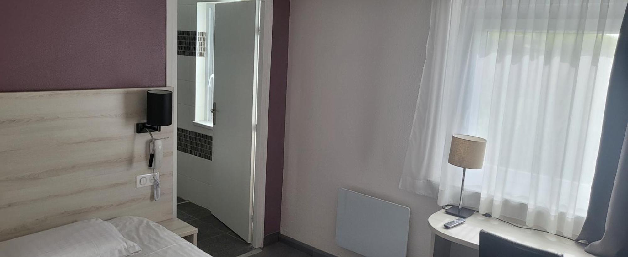 Kyriad Lille Est - Villeneuve D'Ascq Exterior photo
